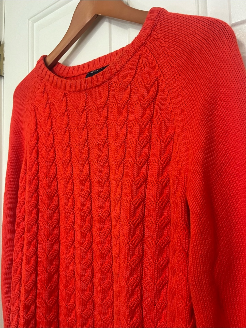 Lands End Red 100% Cotton Drifter Classic Cable Knit Sweater size L - Picture 6 of 10